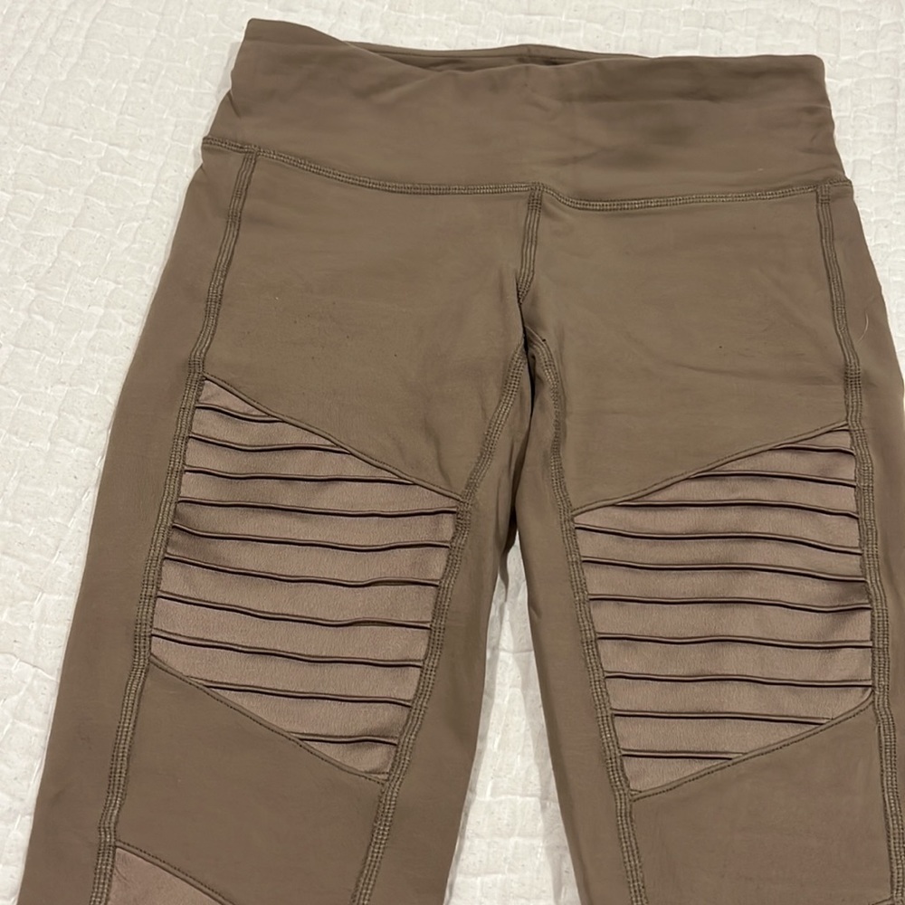 ALO Yoga Tan Leggings with Mesh Panels